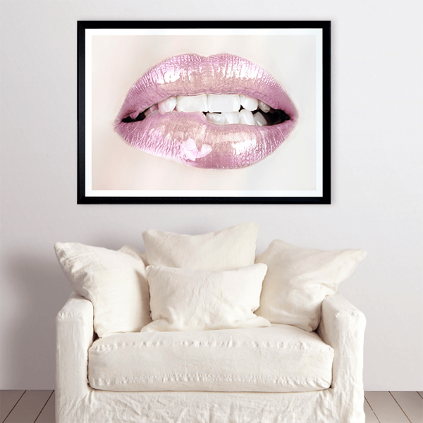 Kiss Kiss 01 - Studio Poster Collection - Mint Art Co